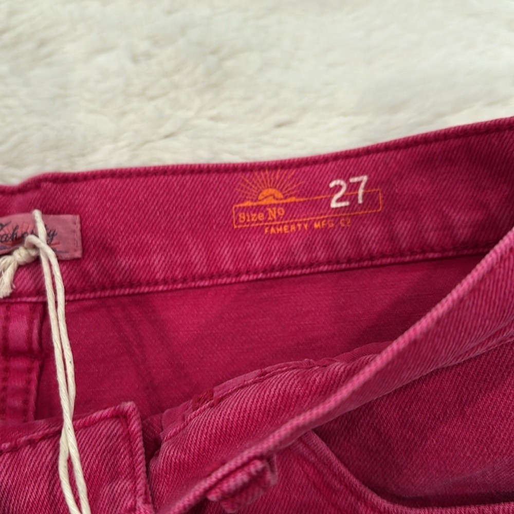 NWT Faherty Women's Pink Raw Edge Sun washed Denim Shorts size 27 - Picture 4 of 5